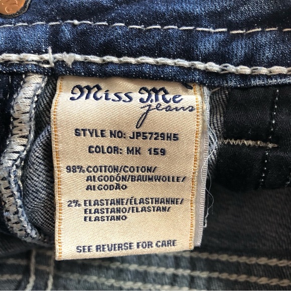 Women's Miss Me Low Rise Med. Wash Embroidered Floral Frayed Shorts. Size 27 - Picture 14 of 16